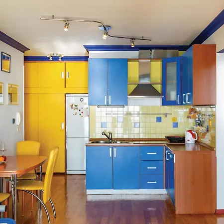 Two-bedroom In Apartamento *